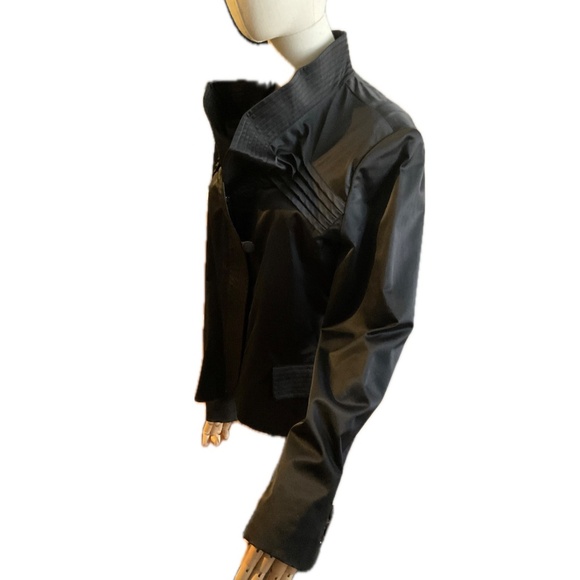 RED VALENTINO Black Satin Evening Jacket size 8 pristine - Picture 5 of 7